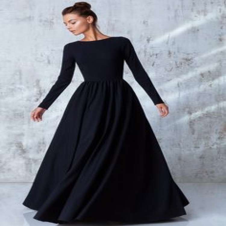 Long Sleeve Floor Length Black Dress Lovely Classic Rose Maxi Clothes Dream Closets and Clothing